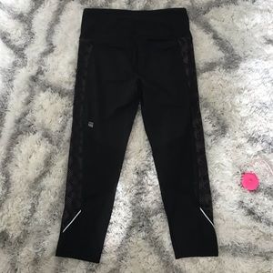 VSX by Victoria Secret capris athletic leggings